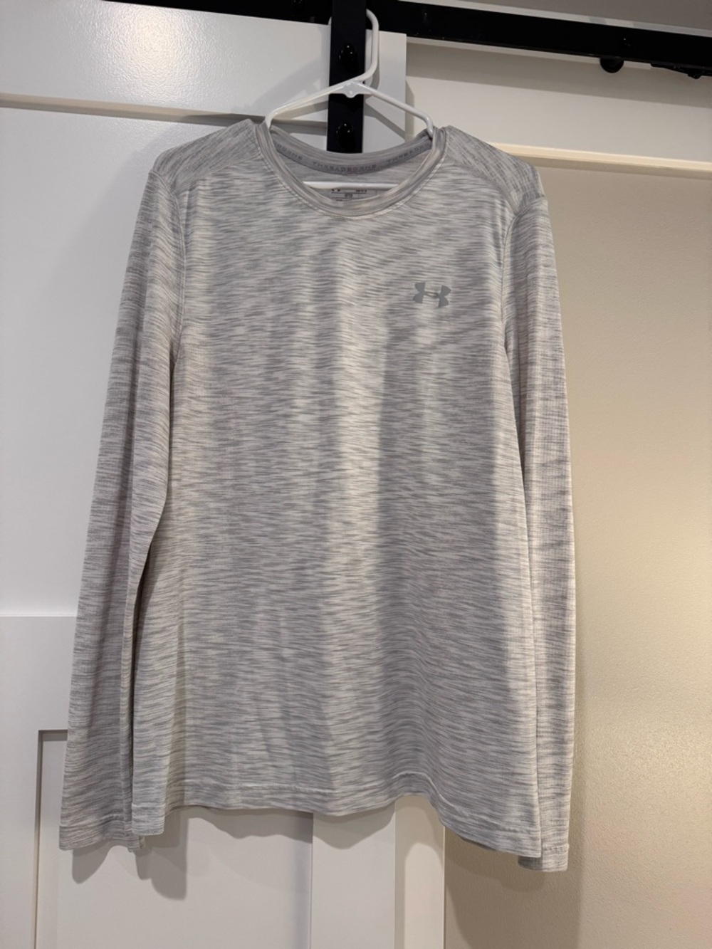 Under Armour Men’s Long Sleeve Threadborne Performance Tee - Light Heather Gray